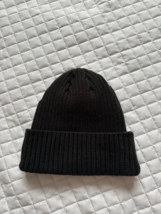 Black and Red Ribbed Beanie with Red Embroidered Raptors Logo - Picture 2 of 3